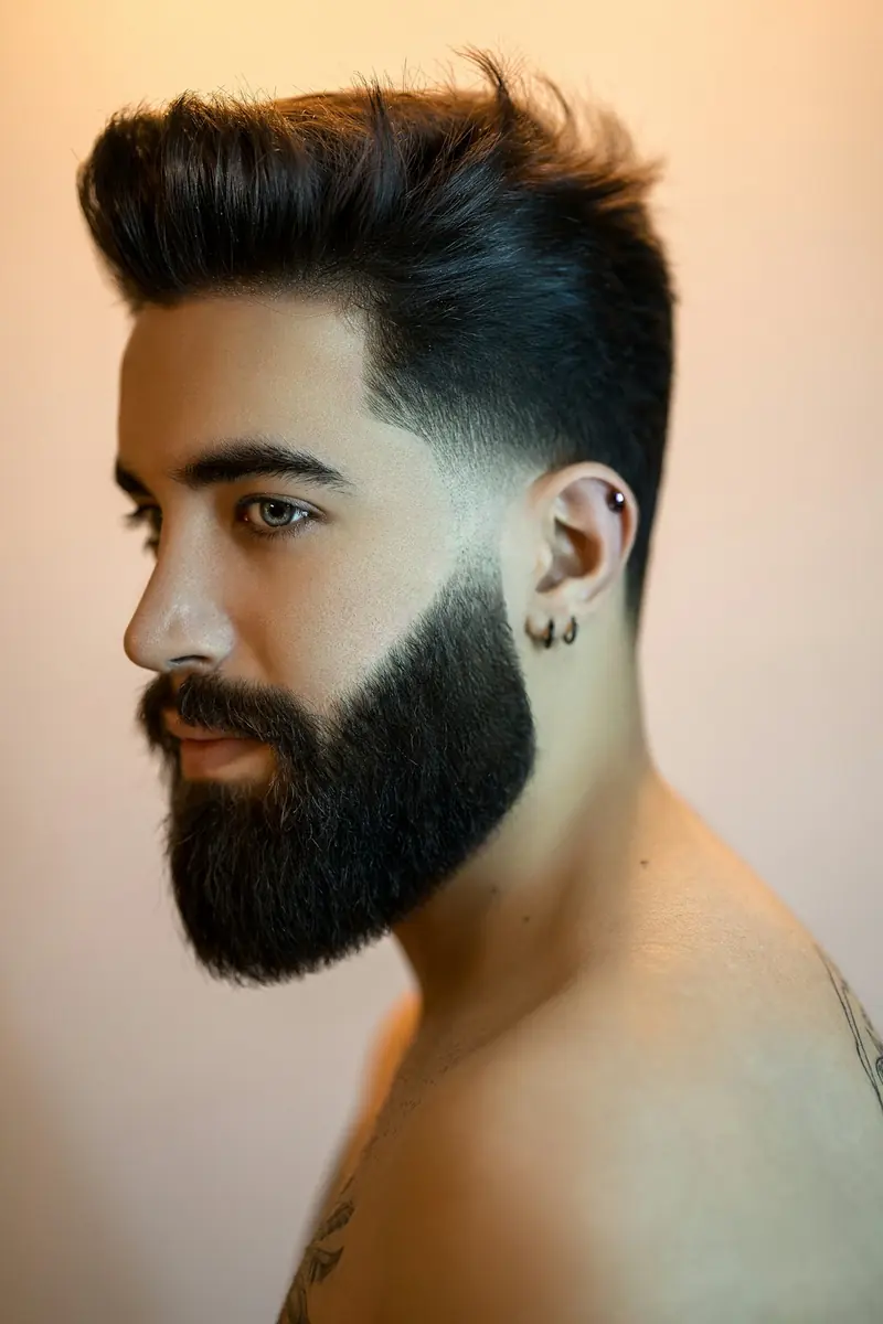 Visagismo masculino em São Carlos: análise do rosto para o corte (foto ilustrativa)